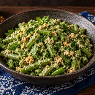 Зелёная фасоль с орехами