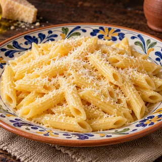 Паста с маслом и пармезаном